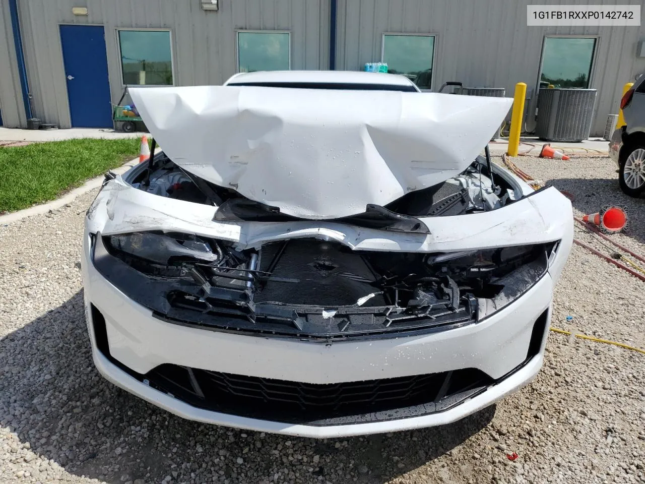 Auction sale of the 2023 Chevrolet Camaro , vin: 1G1FB1RXXP0142742, lot number: 61907304