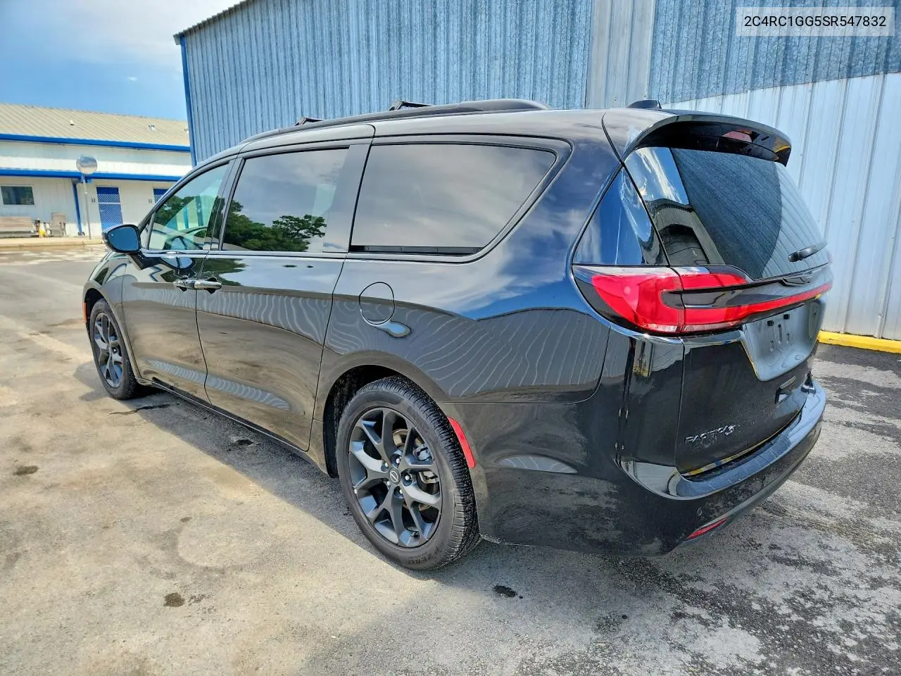 Auction sale of the 2025 Chrysler Pacifica , vin: 2C4RC1GG5SR547832, lot number: 60093156