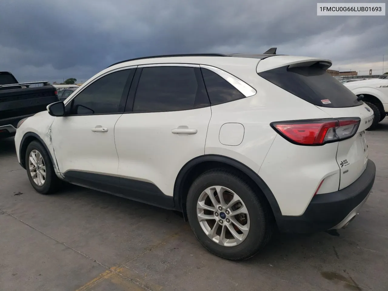 Auction sale of the 2020 Ford Escape , vin: 1FMCU0G66LUB01693, lot number: 78444774