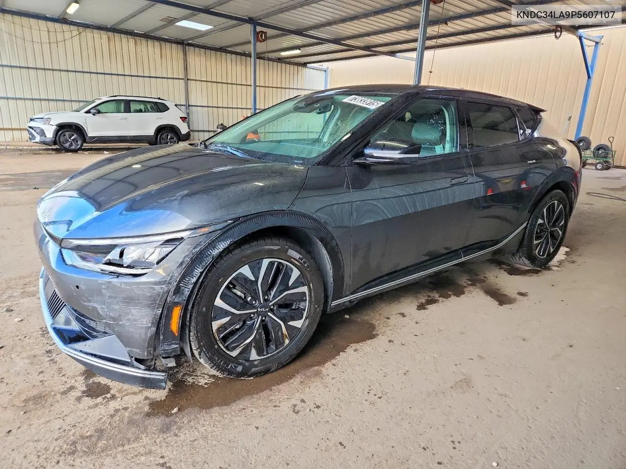 Auction sale of the 2023 Kia EV6 , vin: KNDC34LA9P5607107, lot number: 73833915