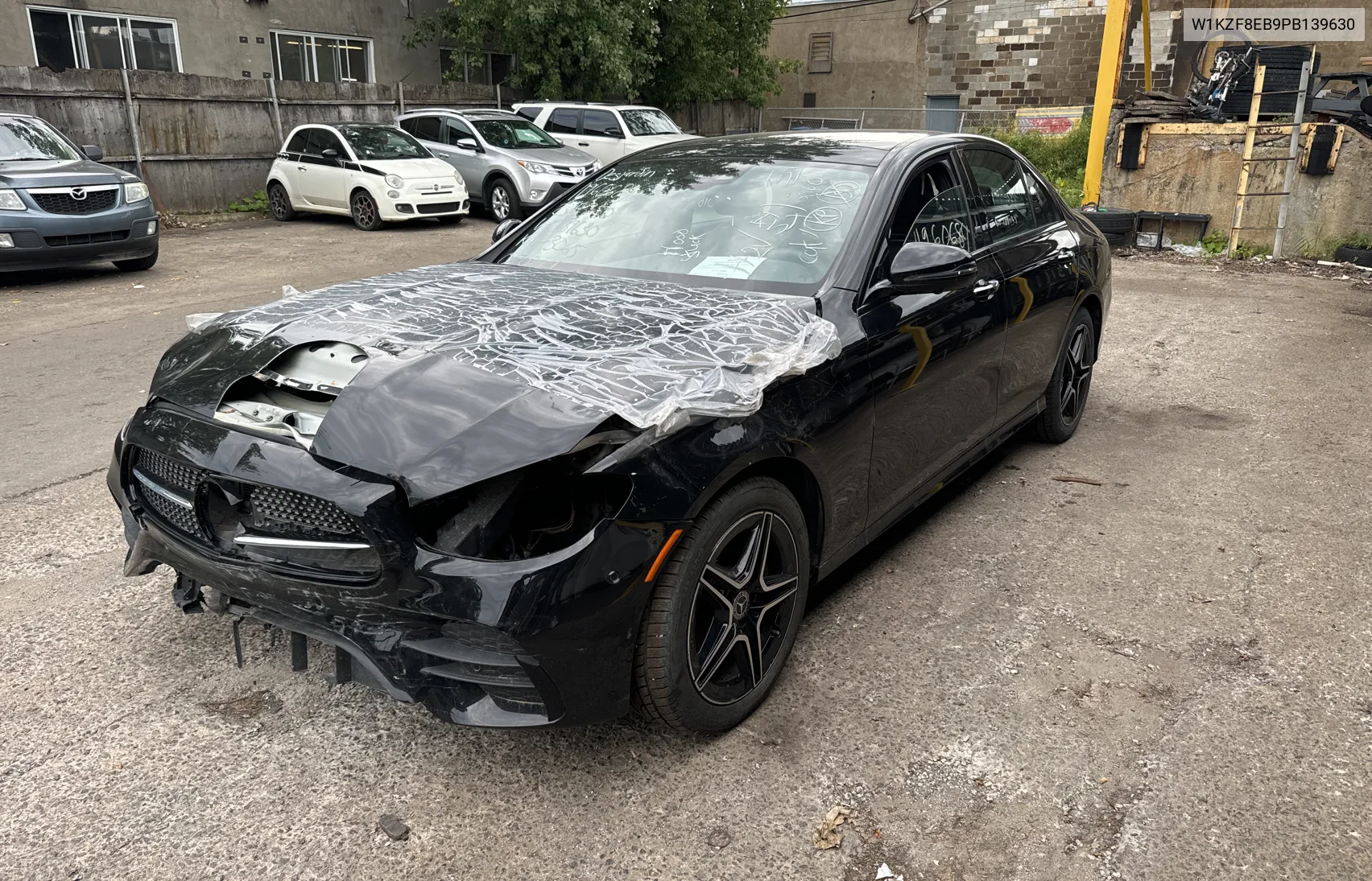 Auction sale of the 2023 Mercedes Benz E klasse , vin: W1KZF8EB9PB139630, lot number: 66972634