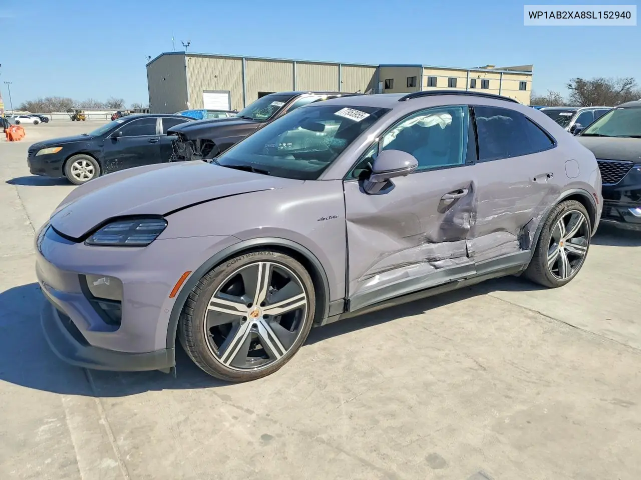 Auction sale of the 2025 Porsche Macan , vin: WP1AB2XA8SL152940, lot number: 77953955