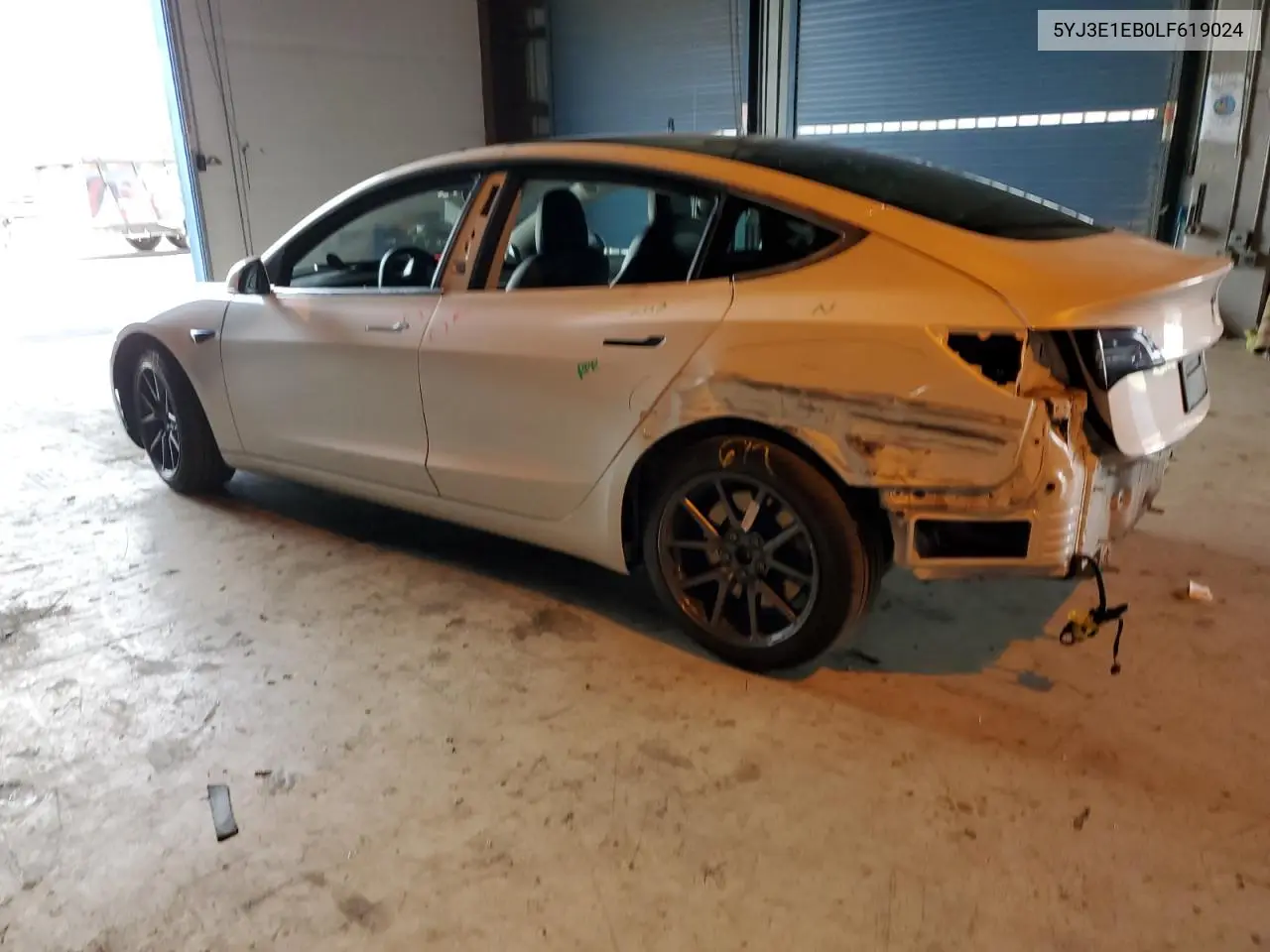Auction sale of the 2020 Tesla Model 3 , vin: 5YJ3E1EB0LF619024, lot number: 84633295
