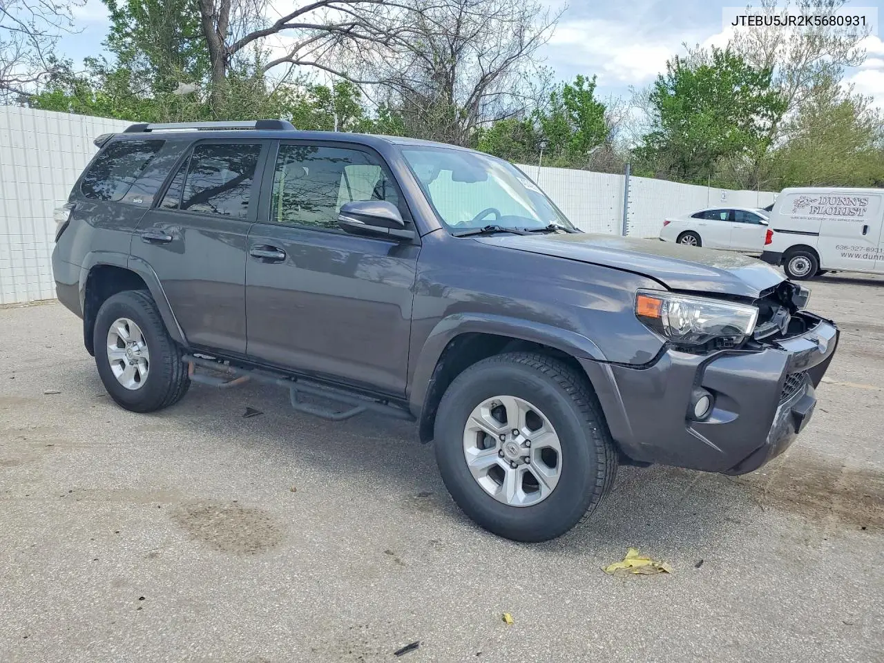 Auction sale of the 2019 Toyota 4Runner , vin: JTEBU5JR2K5680931, lot number: 49742606