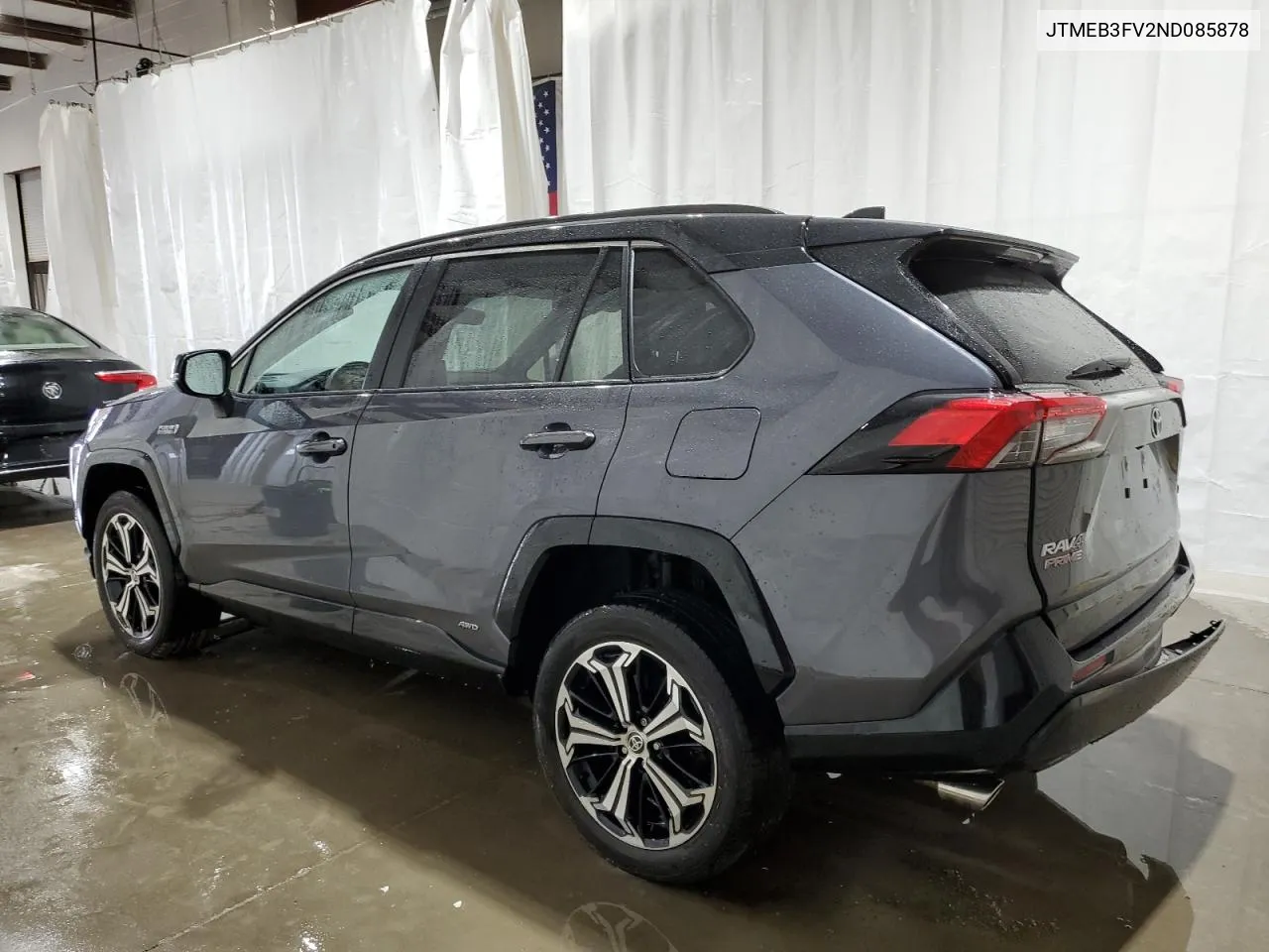 Auction sale of the 2022 Toyota RAV 4 , vin: JTMEB3FV2ND085878, lot number: 67839194
