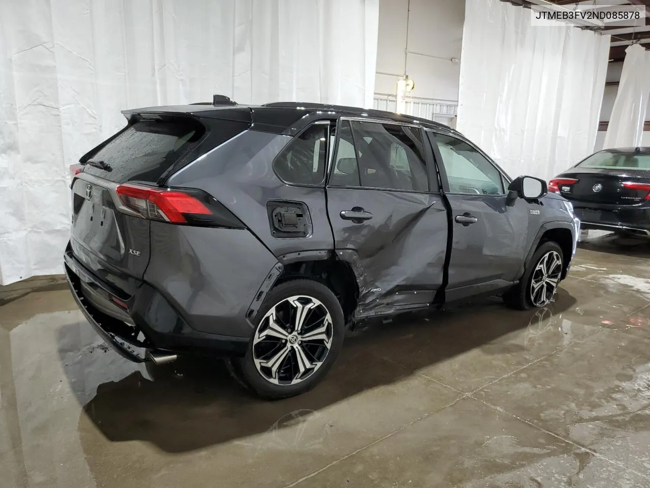 Auction sale of the 2022 Toyota RAV 4 , vin: JTMEB3FV2ND085878, lot number: 67839194