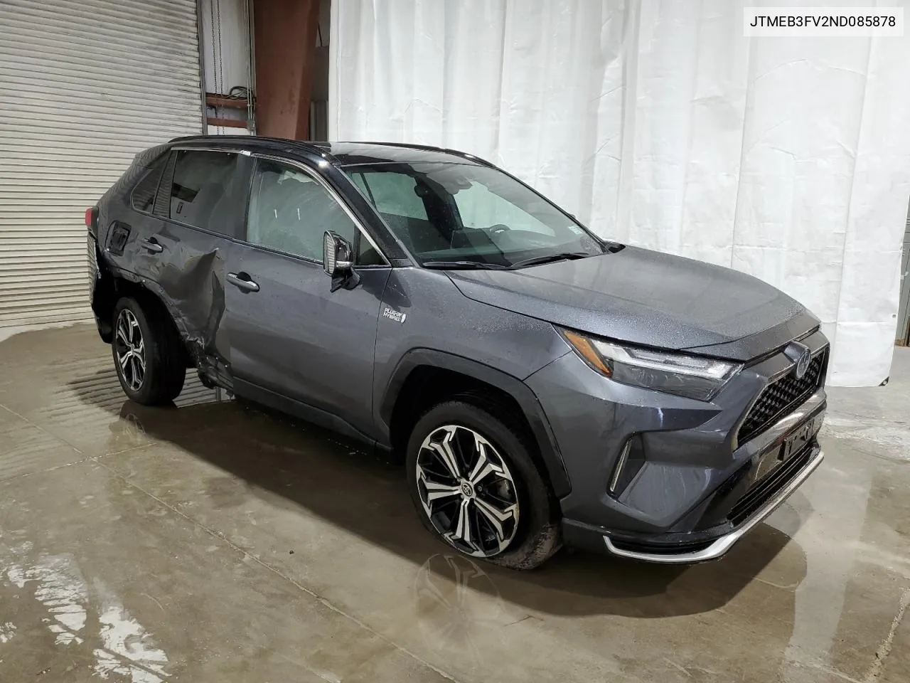 Auction sale of the 2022 Toyota RAV 4 , vin: JTMEB3FV2ND085878, lot number: 67839194