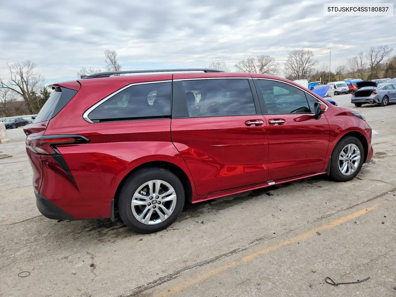 Auction sale of the 2025 Toyota Sienna , vin: 5TDJSKFC4SS180837, lot number: 78365555