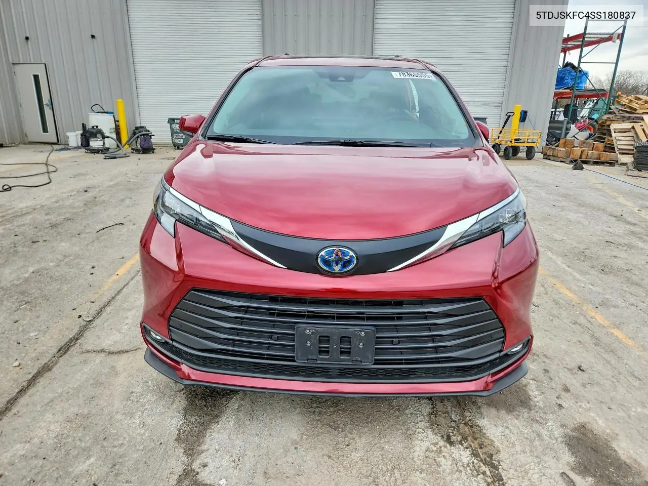 Auction sale of the 2025 Toyota Sienna , vin: 5TDJSKFC4SS180837, lot number: 78365555