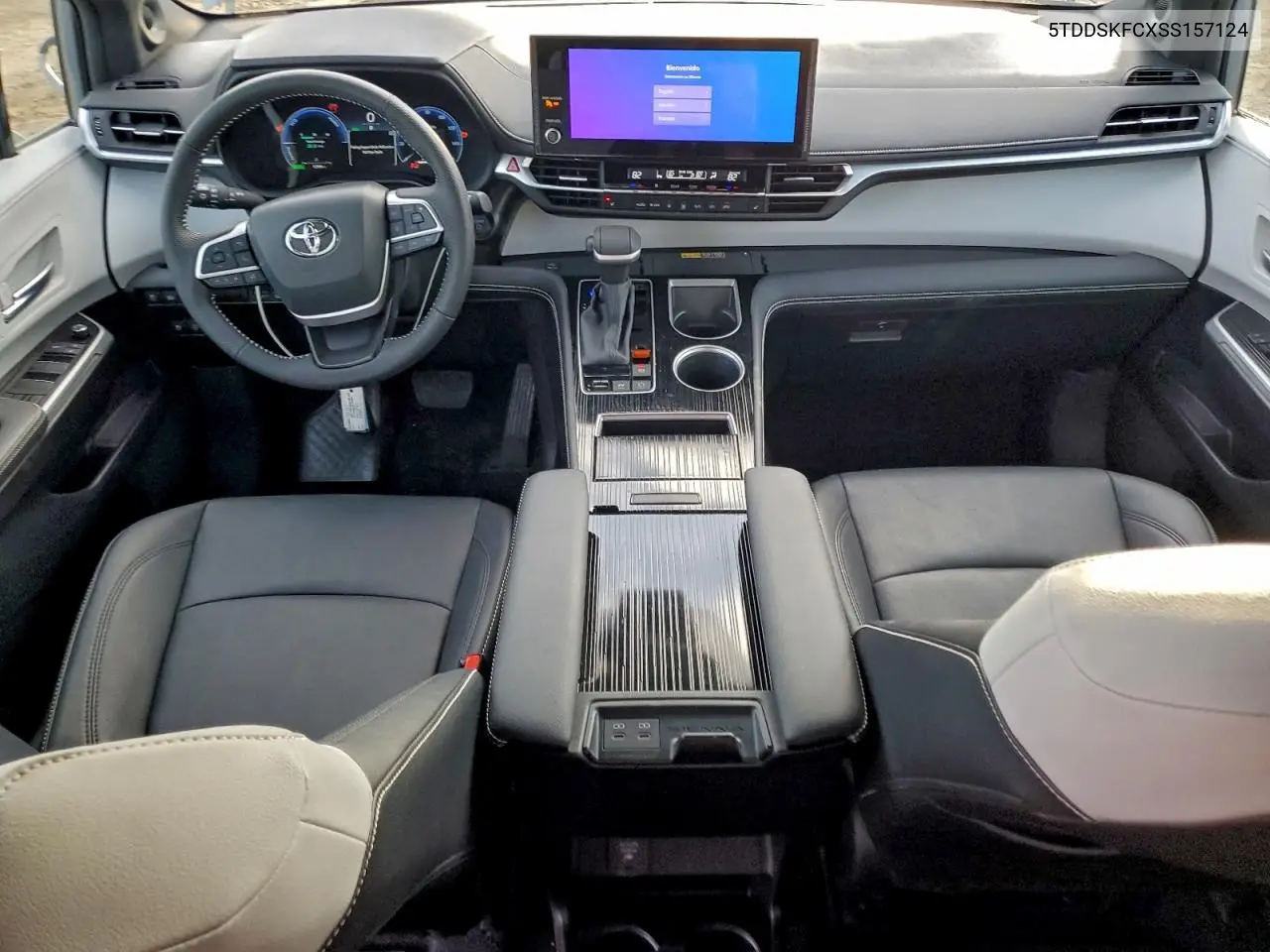 Auction sale of the 2025 Toyota Sienna , vin: 5TDDSKFCXSS157124, lot number: 97735115