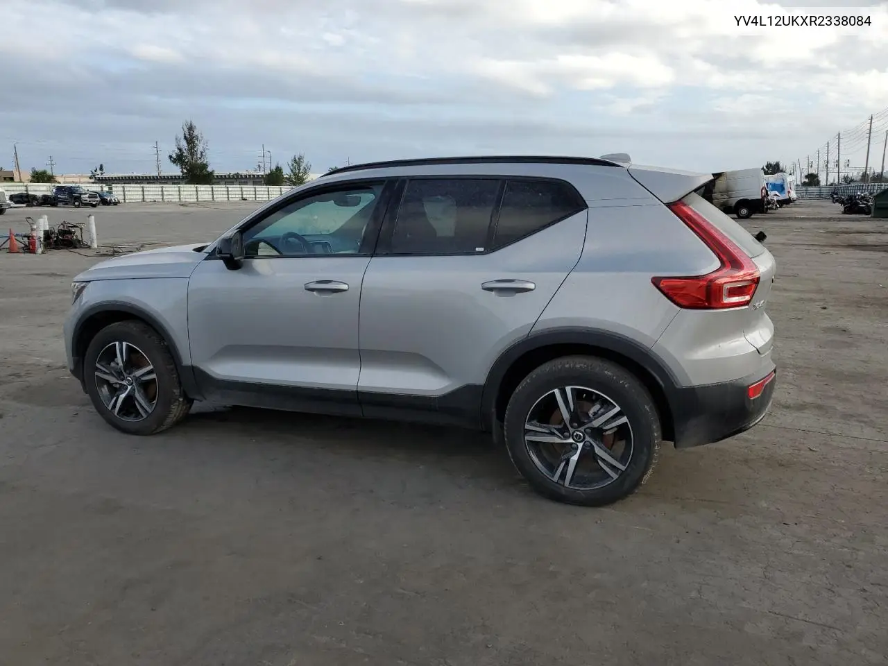 Auction sale of the 2024 Volvo XC40 , vin: YV4L12UKXR2338084, lot number: 45738355