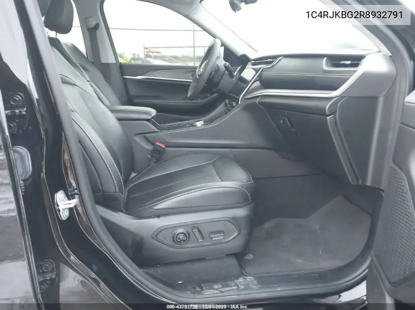 Auction sale of the 2024 Jeep Grand Cherokee , vin: 1C4RJKBG2R8932791, lot number: 43791736