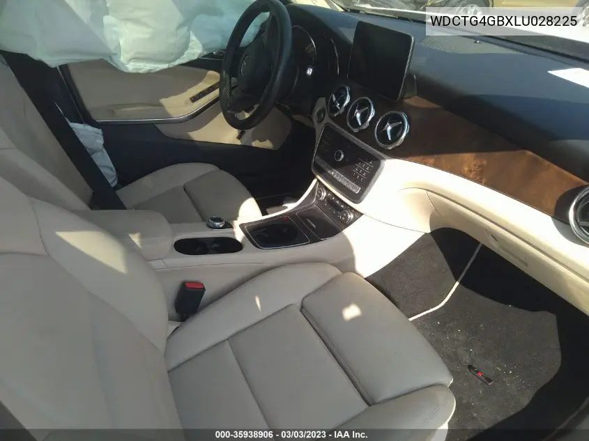 Auction sale of the 2020 Mercedes Benz GLA klasse , vin: WDCTG4GBXLU028225, lot number: 35938906
