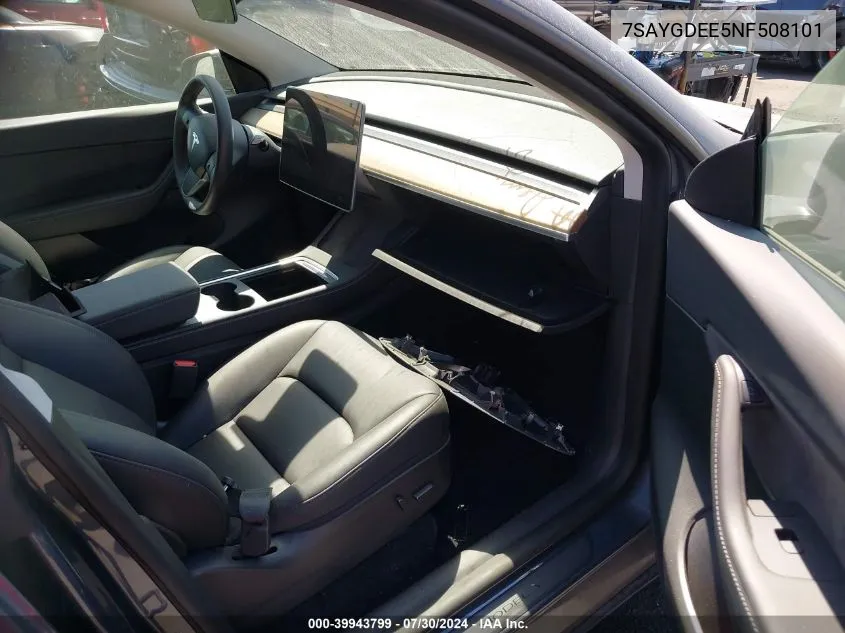 Auction sale of the 2022 Tesla Model Y , vin: 7SAYGDEE5NF508101, lot number: 39943799